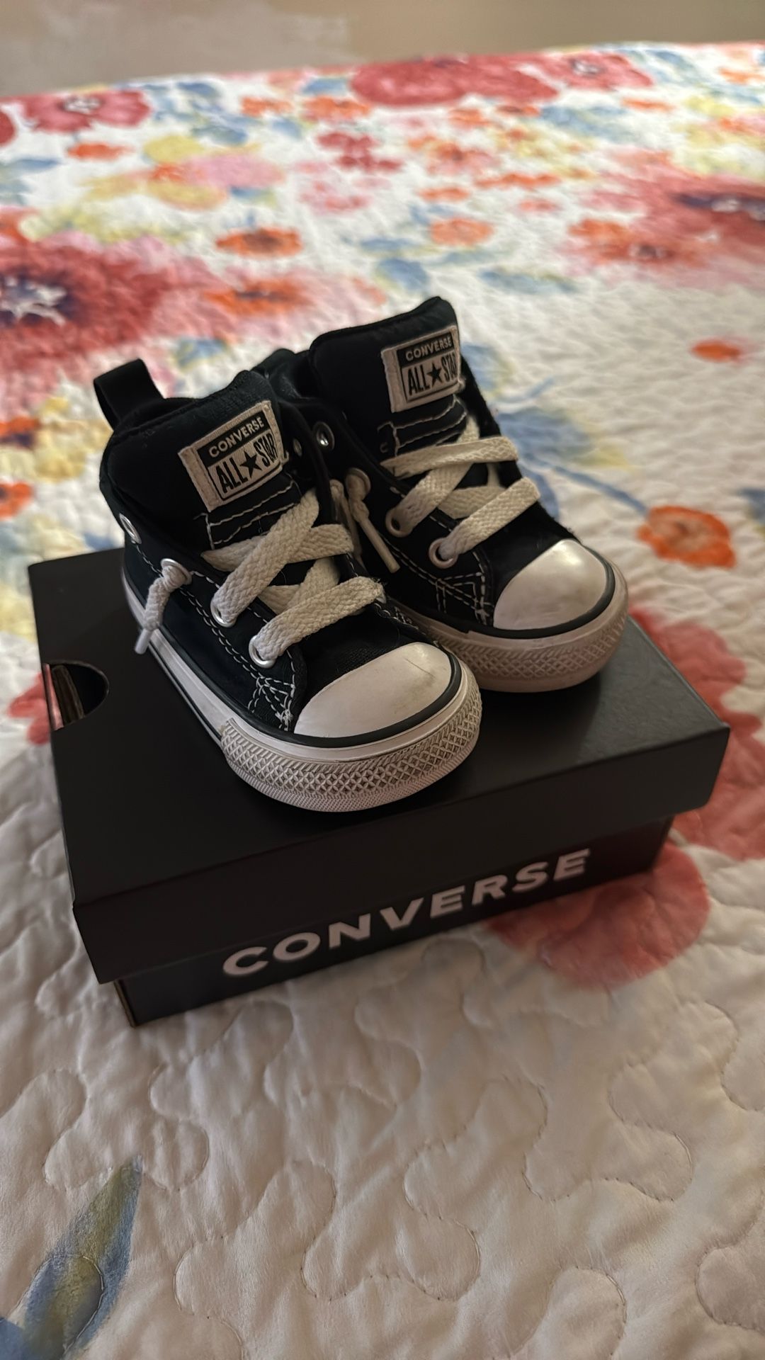 Converse Baby