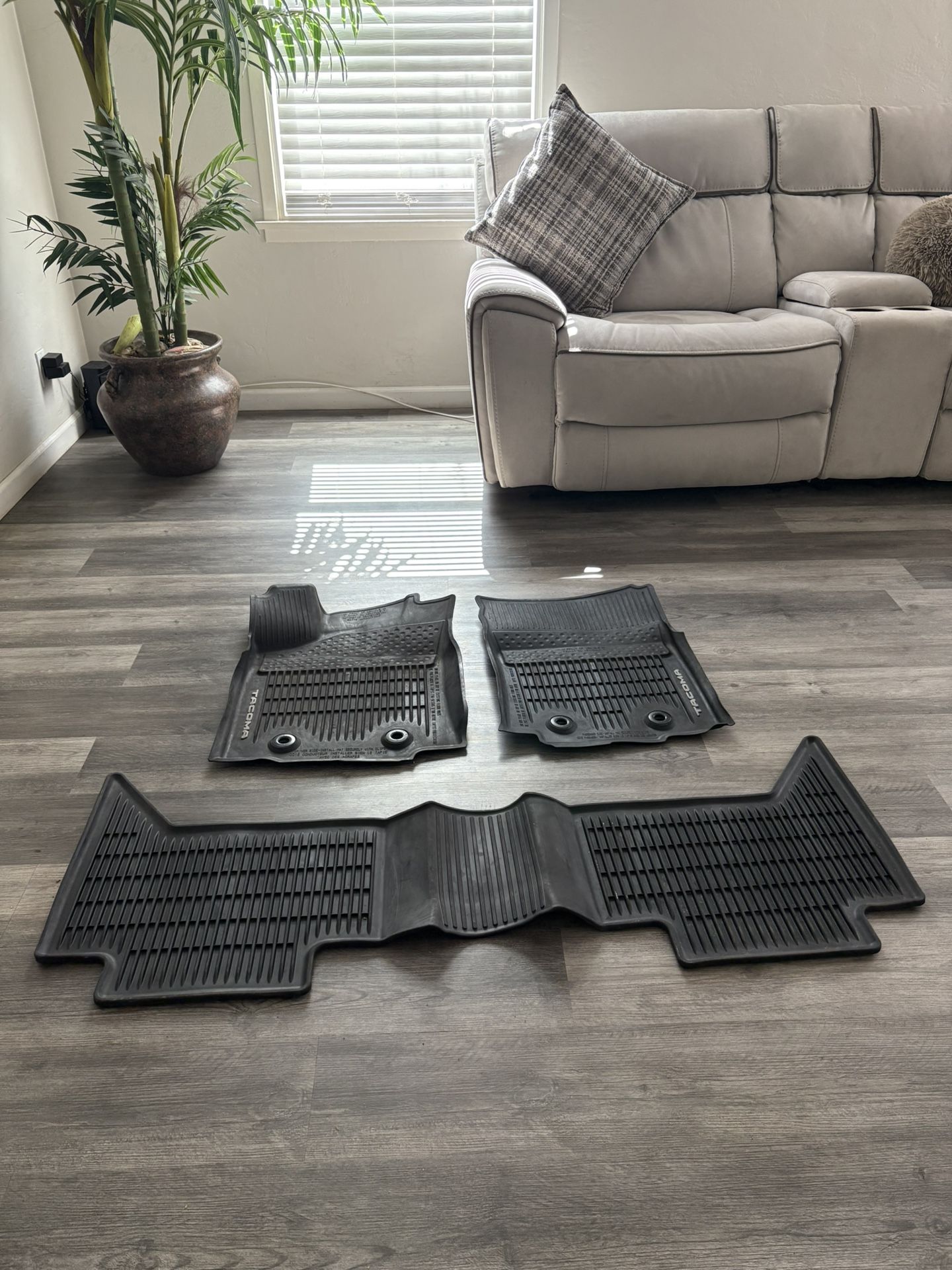 Toyota Tacoma All-Weather Floor Mats 2016-2021.