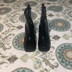 Black Boots Size 9, New. 