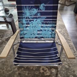 Beach Chair In Excellent Condition 