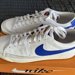 NIKE BLAZER LOW ‘77 VNTG (Size 12)