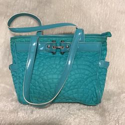 Vera Bradley Quilted Pattern Turquoise Sea Handbag 