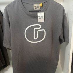 Grey Gallery Dept. t-shirt G logo size Medium 