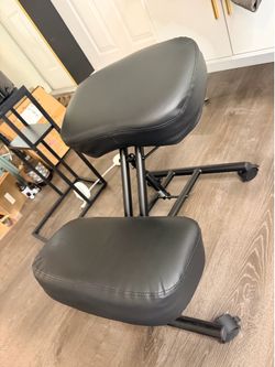 Ergonomic Kneeling Chair