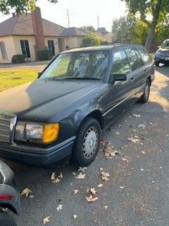 1990 Mercedes-Benz 300