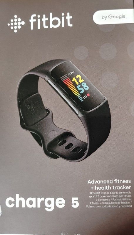 Fitbit Charge 5