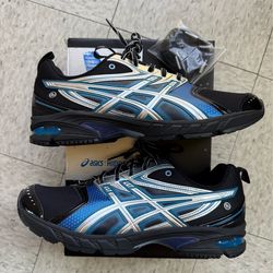 Size 11- hiddenny x Asics “Dusk”