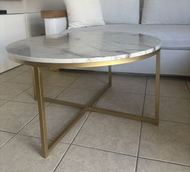 Coffee Table 36” Beautiful 
