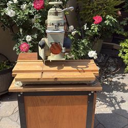 Comet radial arm saw with accessories Comet radial arm saw with accessories