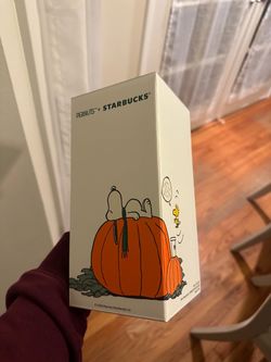 White snoopy tumbler