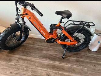 Almost brand new E-Bike