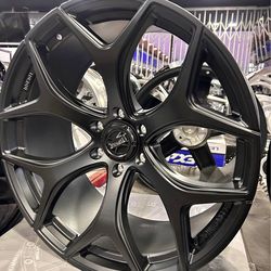 22” TORQUE Wheels
Shelby Replicas
Black Finish Rims  New