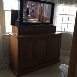 Ethan Allen Tv Cabinet And Sony Tv