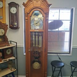 Howard Miller GrandFather Clock 