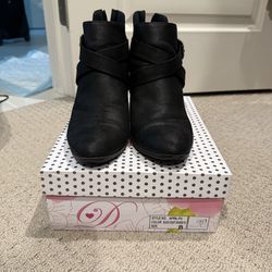 Black Boots