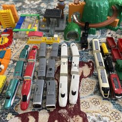 Tomica Takara Tomy Trains rails And Station