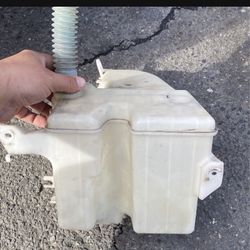 Reservoir For Lexus