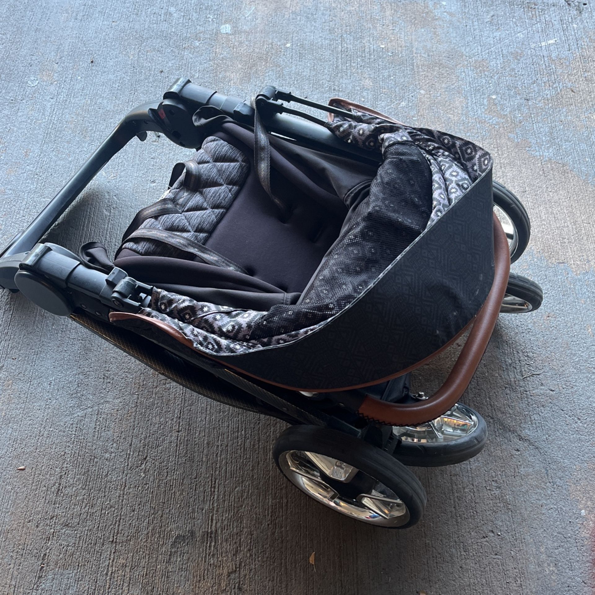 Stroller 