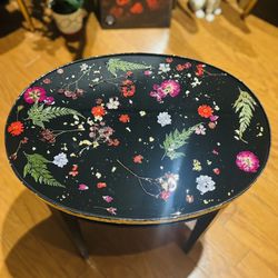 Repurposed Textured Resin Accent Table (Small side/end table) 