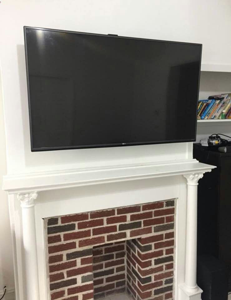 Tv wallmounting