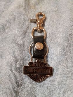 Harley-Davidson Bar & Shield Medallion Bottle Opener Key Fob