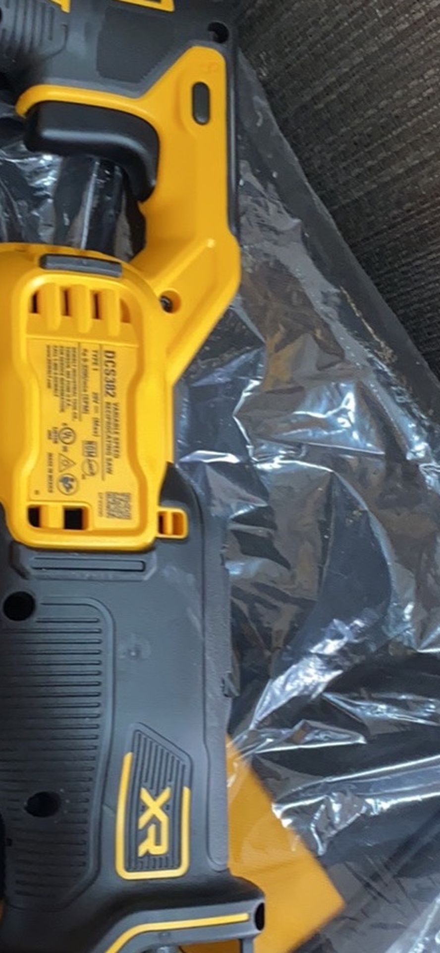 Dewalt DCS 382 Variable speed Reciprocating Saw XR Tool Only Solo herramienta