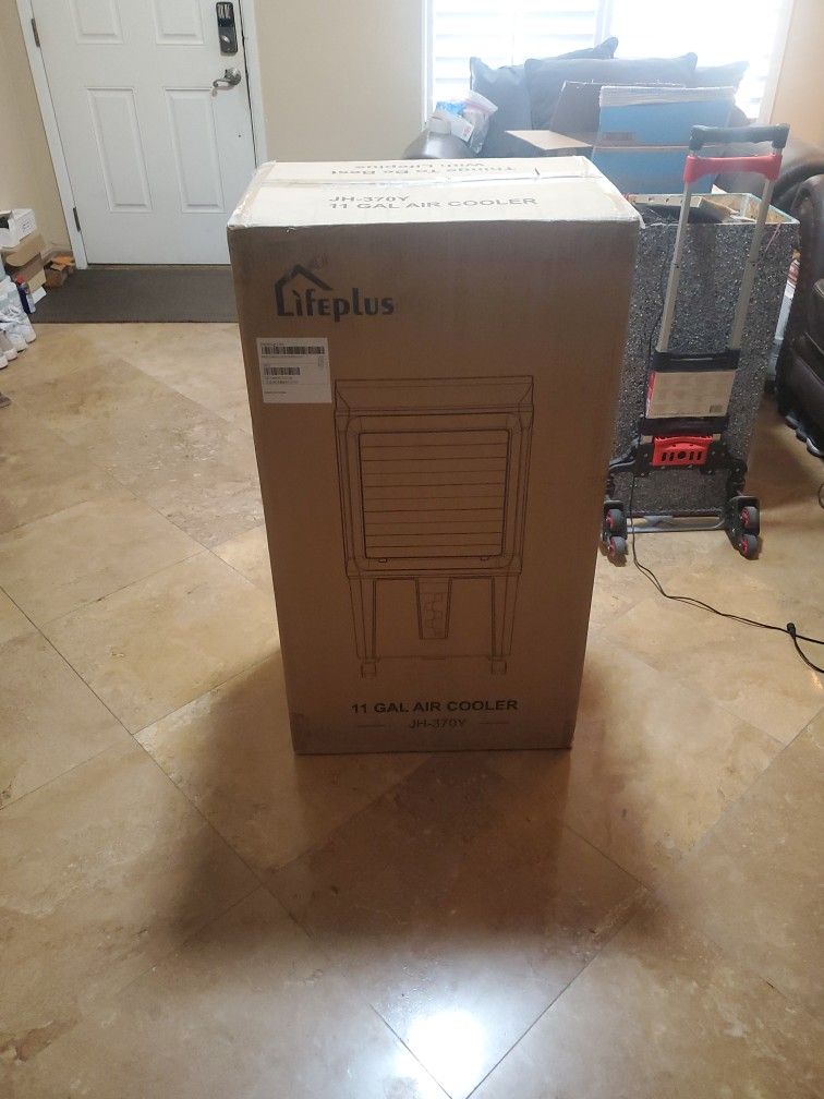 Portable Evaporative Cooler Evap Cooler 37 Inches Tall 11 Galls New In Box!