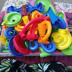 Kids And Toys  Tubes And Tunnels And Funnel Fun With Marbles  Great Condition Create  Make Your Own Fun 