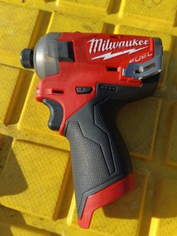 Milwaukee
M12 FUEL SURGE 12V Lithium-Ion Brushless Cordless 1/4 in. Hex Impact Driver (Tool-Only)
