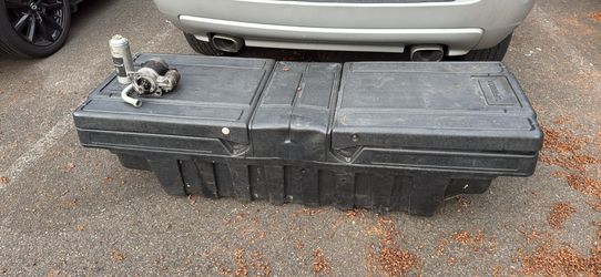 Dodge ram 1500 bed tool box