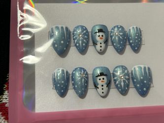 Frosty Press On Nails