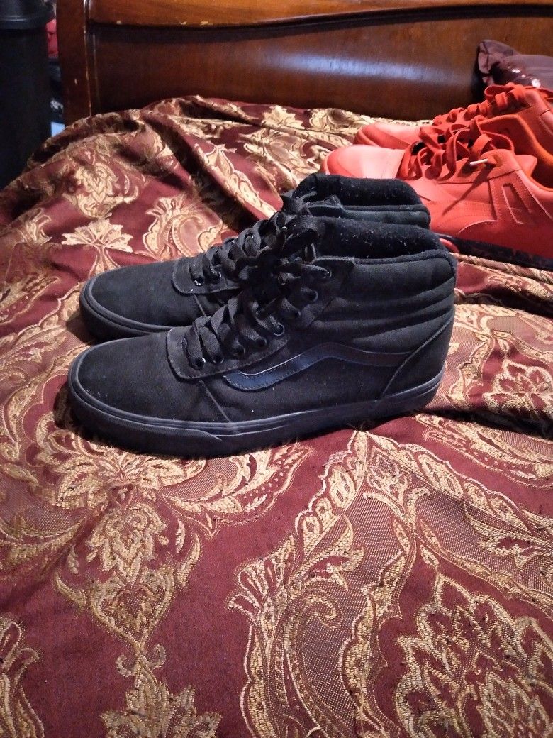 Size 10 Black Vans