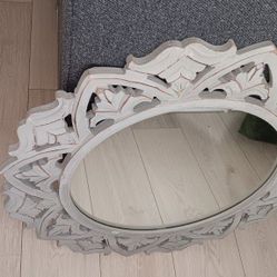 Large Round Decorative Mirrors