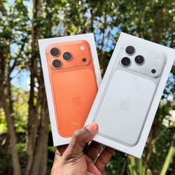 iPhone 17 Pro Max And iPhone17 Pro (Factory Unlocked) 