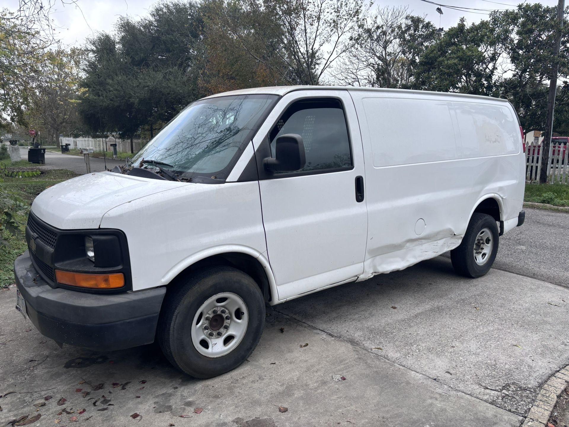 Chevy Van 