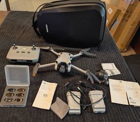 DJI 4 Mini Pro Combo Kit
