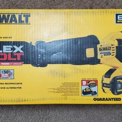 DeWALT FLEXVOLT 60V Reciprocating Saw Kit (Tool + 9.0 Ah Battery + Charger + Bag)