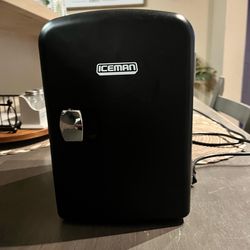 Mini fridge