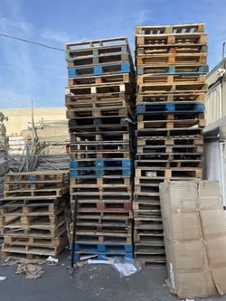 Empty pallets for sale