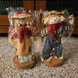 Avon Mr And Mrs Scarecrow Fall Decor