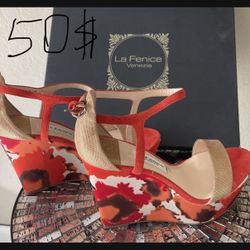 new  La Fenice wedges size 7 leather