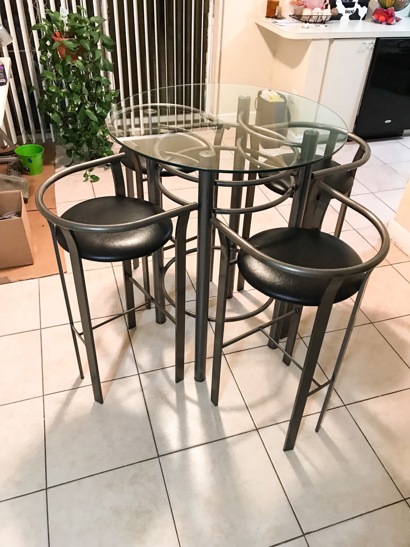High bar table 4 bar stools