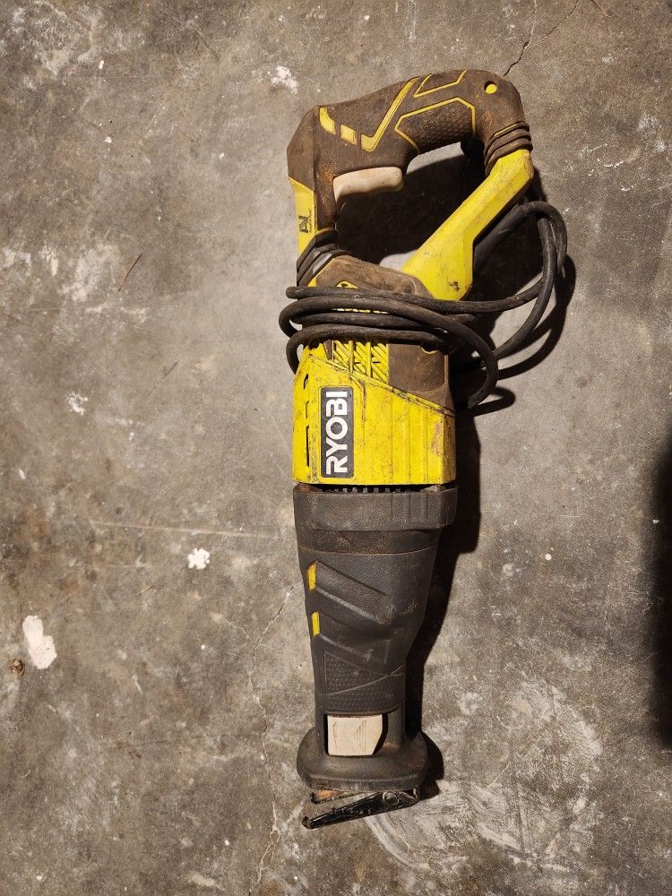Ryobi Saw 12AMP Corded Reciprocating