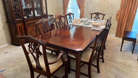 Lane dining room set