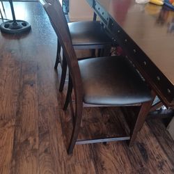 FINAL SALE! ASHLEY DINING ROOM SET (4 CHAIRS)
