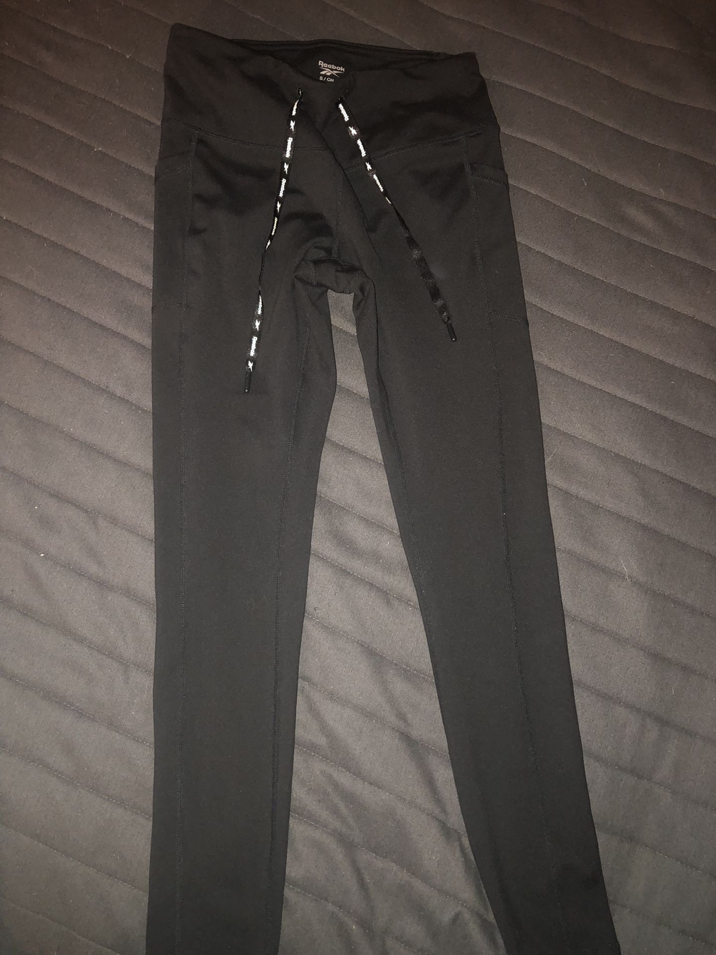 Reebok Workout Pants Like New !