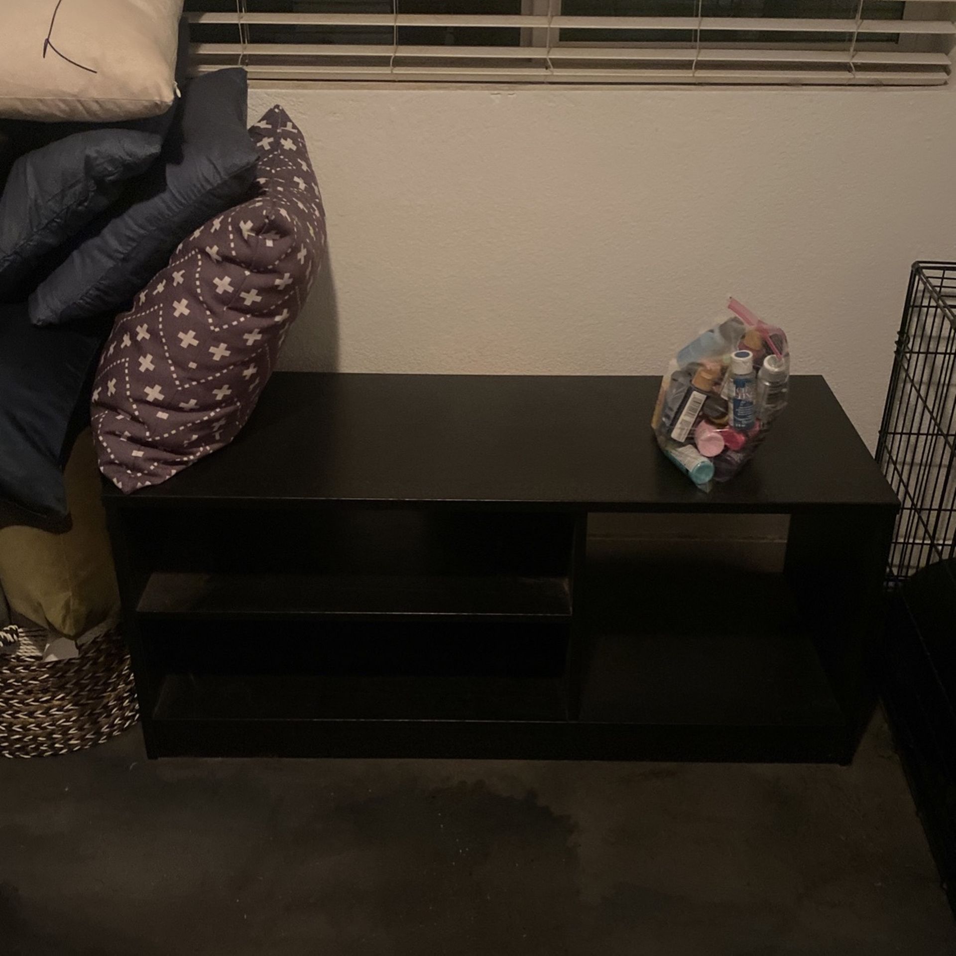 Simple Black Wood TV Stand 