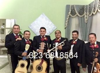 Moños De Mariachi 