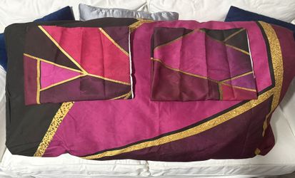 King Size 3 Piece Duvet Cover Set - Insert Included