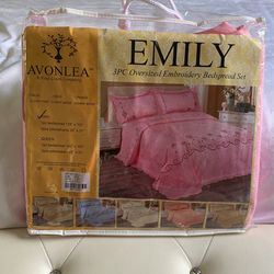 Avonlea Emily 3 Pc Onersized Embroidery Bedspread Set